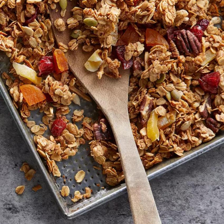 Is Granola Really Healthy? Nutritional Insights and How to Choose the Best